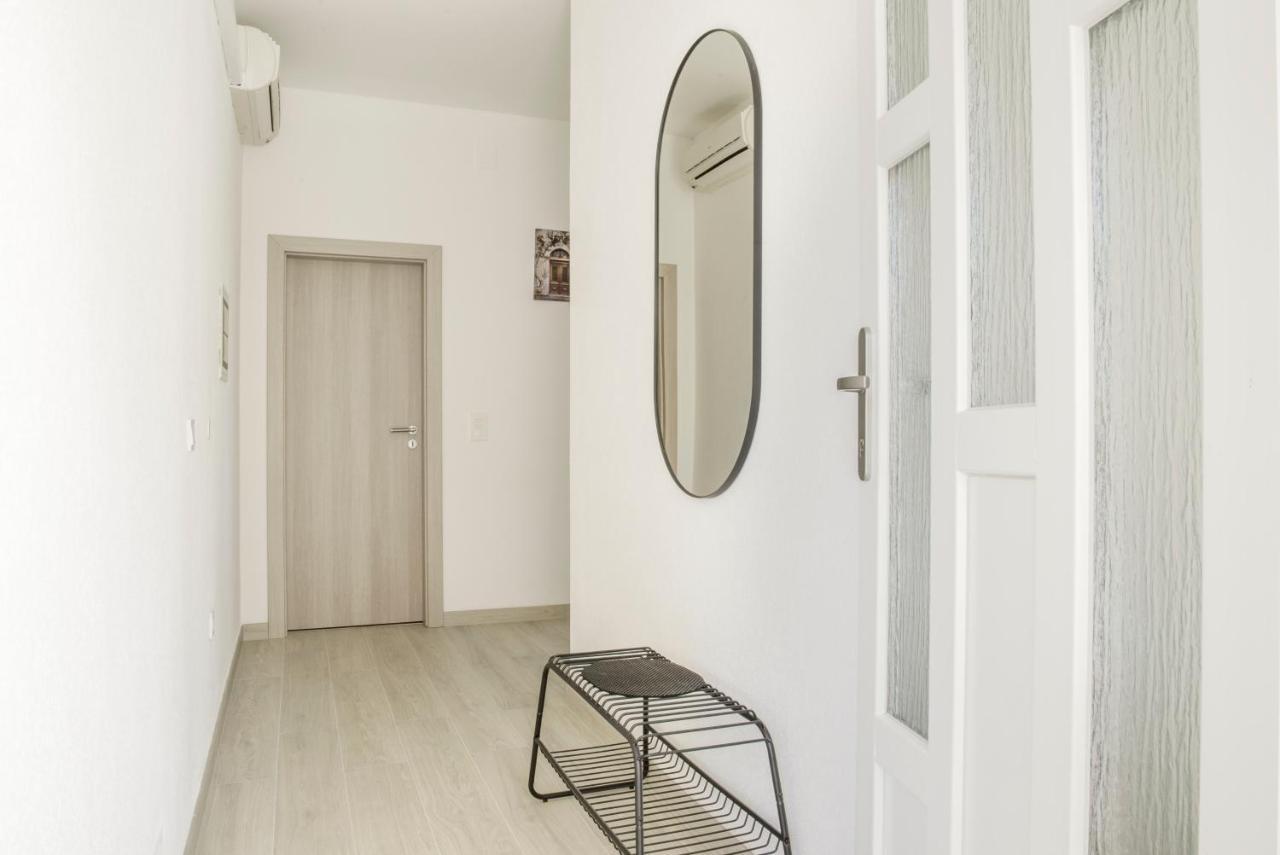 Apartmani Vudrag Trogir Extérieur photo